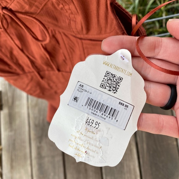 Altar’d state rust color dress - Picture 4 of 10